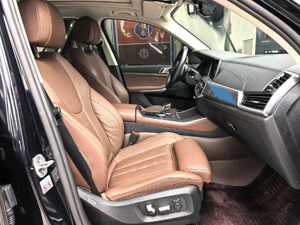 2021 BMW X5 2.0T 265HP L4 8AT,autocango,china used car exporter,china ev exporter,chinese used car exporter,chinese used ev exporter