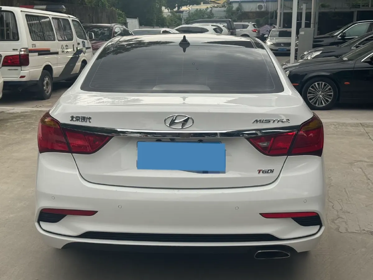 2017 Hyundai Mistra 1.6T 175HP L4 7DCT,autocango,china used car exporter,china ev exporter,chinese used car exporter,chinese used ev exporter