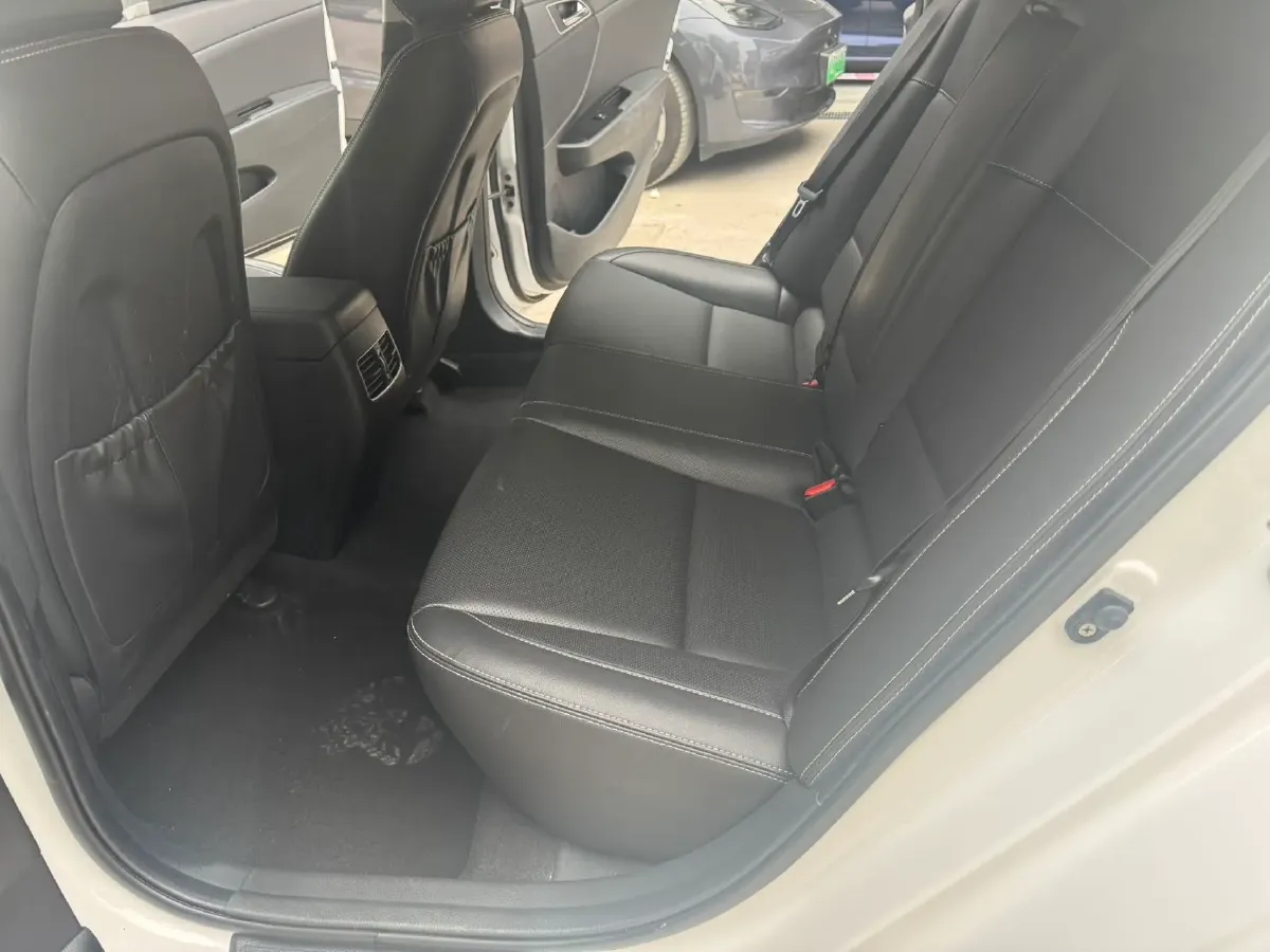 2017 Hyundai Mistra 1.6T 175HP L4 7DCT,autocango,china used car exporter,china ev exporter,chinese used car exporter,chinese used ev exporter