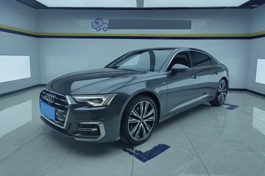 2023 Audi A6L 2.0T 245HP L4 7DCT,autocango,china used car exporter,china ev exporter,chinese used car exporter,chinese used ev exporter