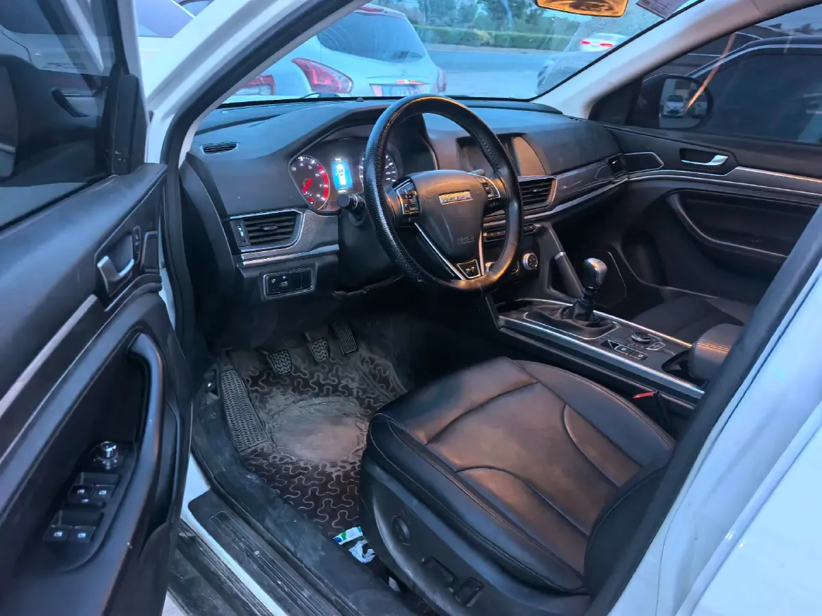 2019 Haval H6 1.5T 150HP L4 6MT,autocango,china used car exporter,china ev exporter,chinese used car exporter,chinese used ev exporter