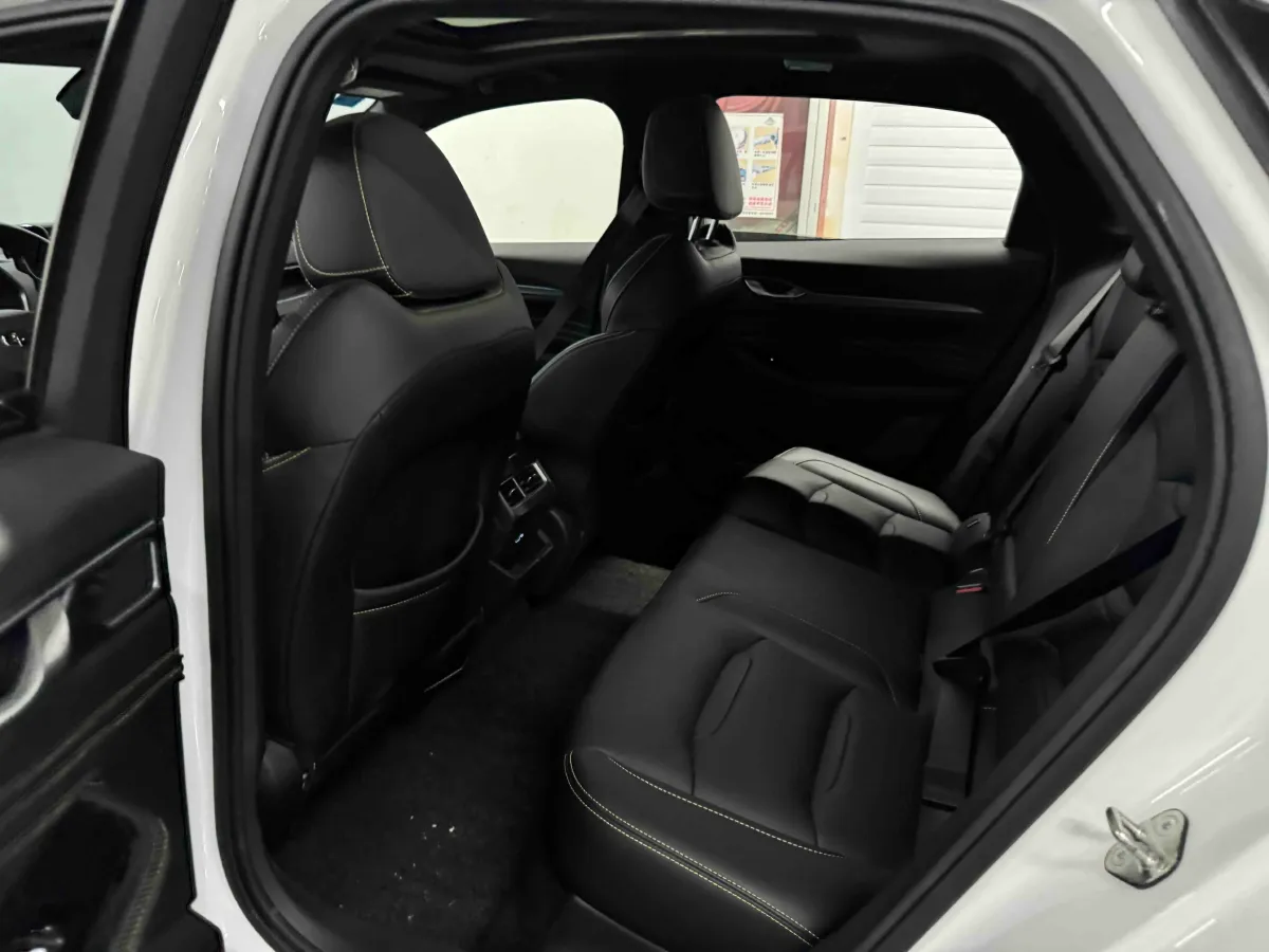 2023 Geely Preface 1.5T 181HP L4 7DCT,autocango,china used car exporter,china ev exporter,chinese used car exporter,chinese used ev exporter