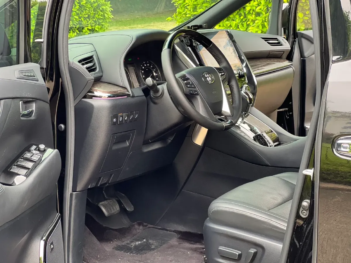 2021 Toyota Alphard 2.5L 117HP L4 E-CVT Hybrid,autocango,china used car exporter,china ev exporter,chinese used car exporter,chinese used ev exporter