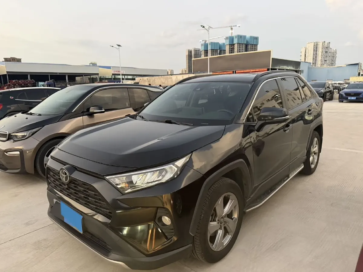 2020 Toyota RAV4 2.0L 171HP L4 CVT,autocango,china used car exporter,china ev exporter,chinese used car exporter,chinese used ev exporter