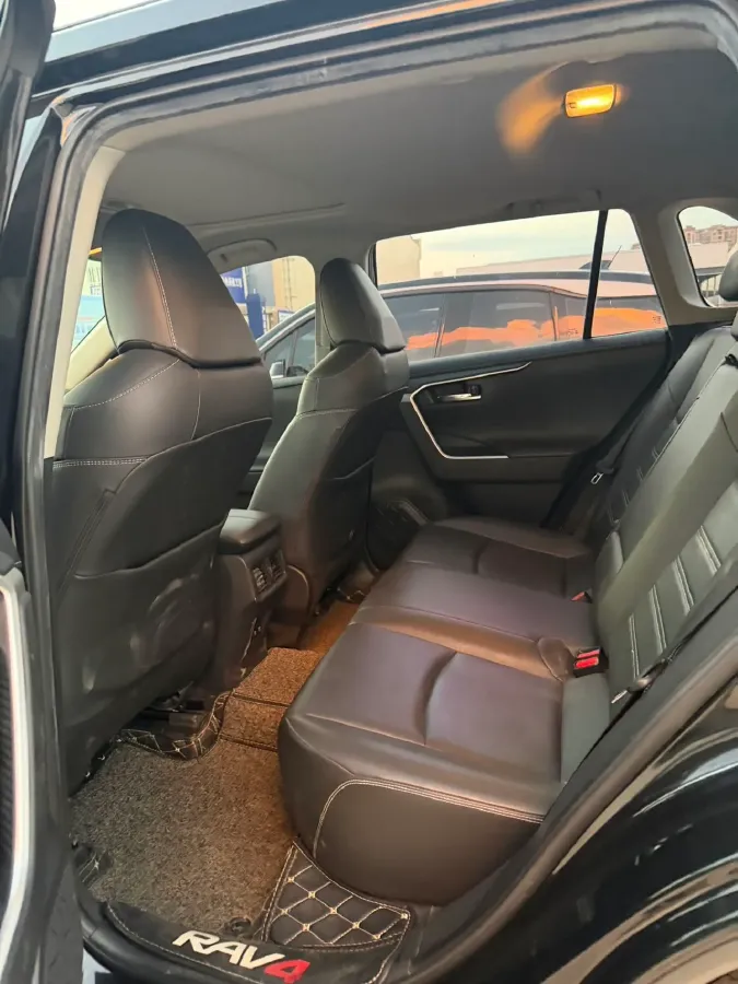 2020 Toyota RAV4 2.0L 171HP L4 CVT,autocango,china used car exporter,china ev exporter,chinese used car exporter,chinese used ev exporter
