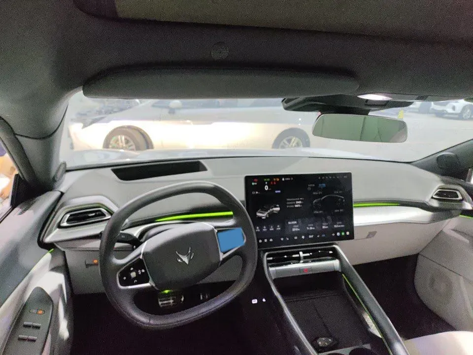 2024 ARCFOX αT5 BEV 79.2KWH,autocango,china used car exporter,china ev exporter,chinese used car exporter,chinese used ev exporter