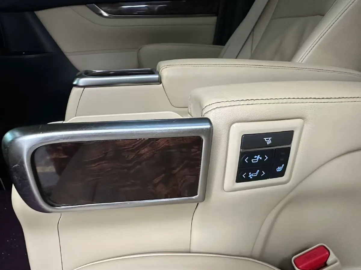 2018 Toyota Alphard 3.5L 301HP V6 8AT,autocango,china used car exporter,china ev exporter,chinese used car exporter,chinese used ev exporter