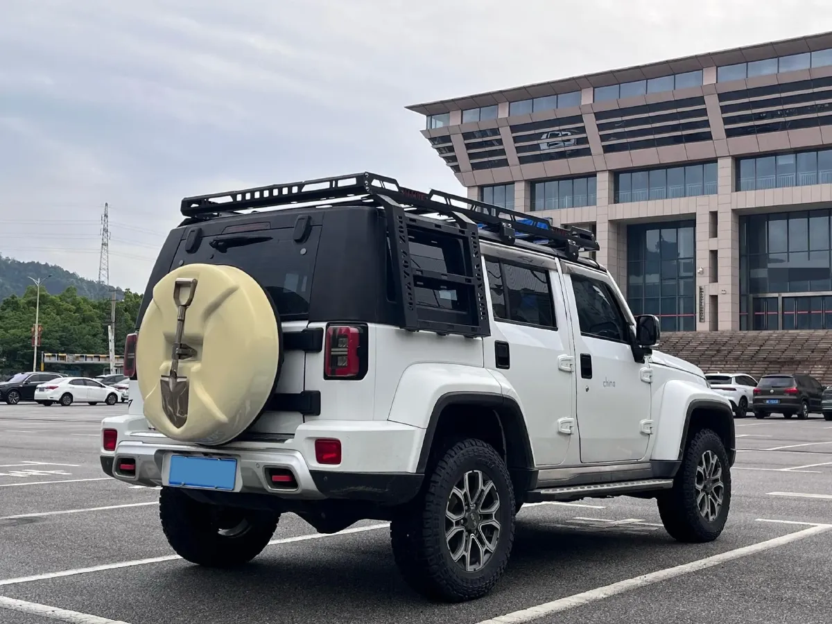 2020 Beijing BJ40 2.0T 224HP L4 8AT,autocango,china used car exporter,china ev exporter,chinese used car exporter,chinese used ev exporter