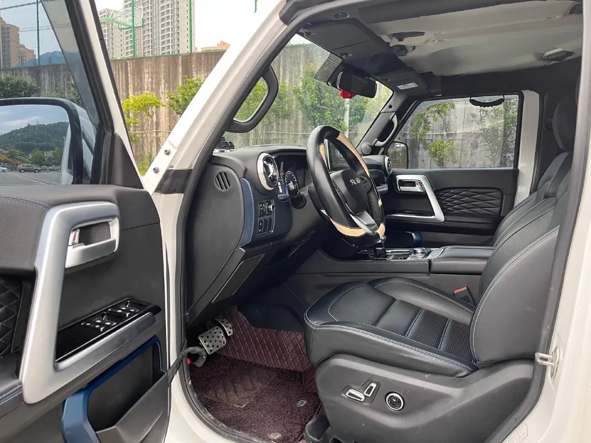 2020 Beijing BJ40 2.0T 224HP L4 8AT,autocango,china used car exporter,china ev exporter,chinese used car exporter,chinese used ev exporter