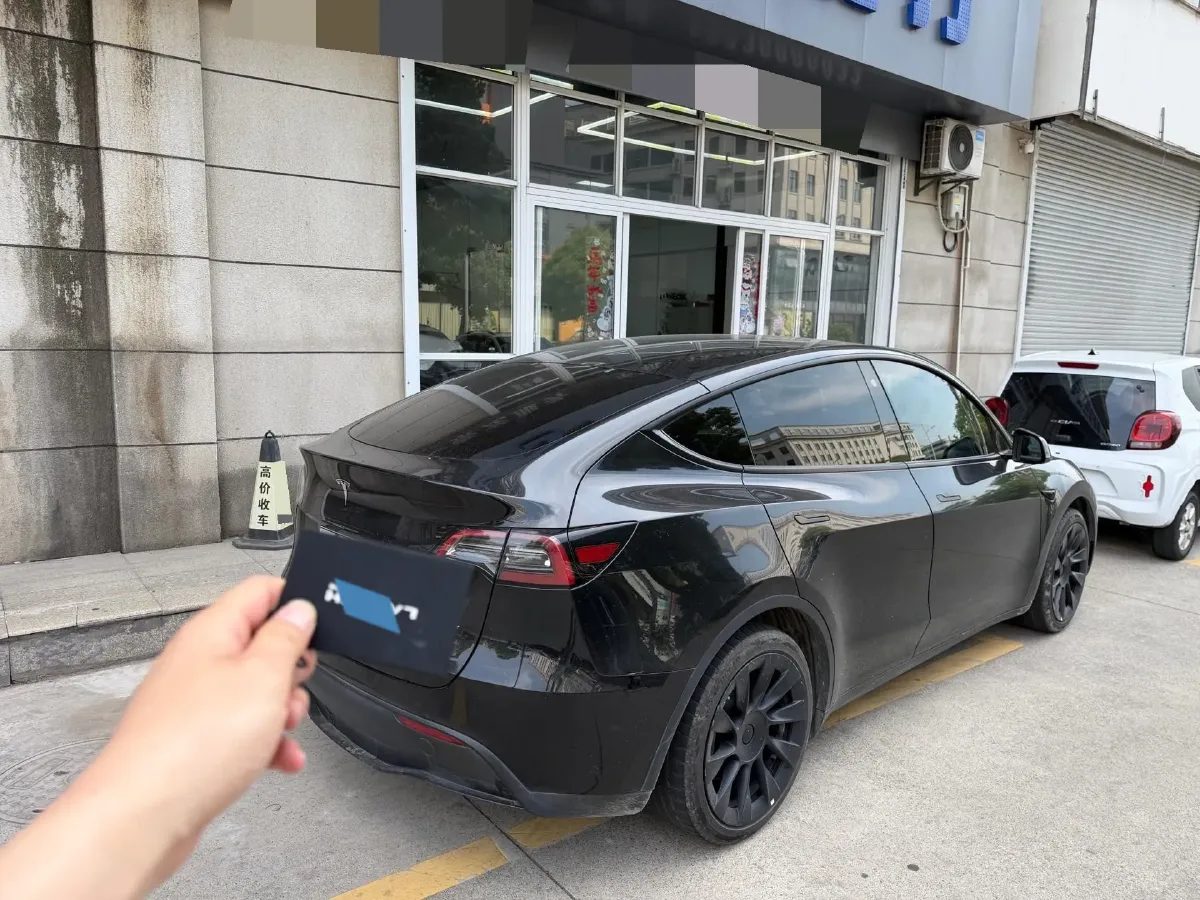 2022 Tesla Model Y BEV 60KWH,autocango,china used car exporter,china ev exporter,chinese used car exporter,chinese used ev exporter