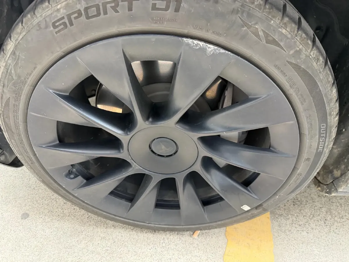 2022 Tesla Model Y BEV 60KWH,autocango,china used car exporter,china ev exporter,chinese used car exporter,chinese used ev exporter