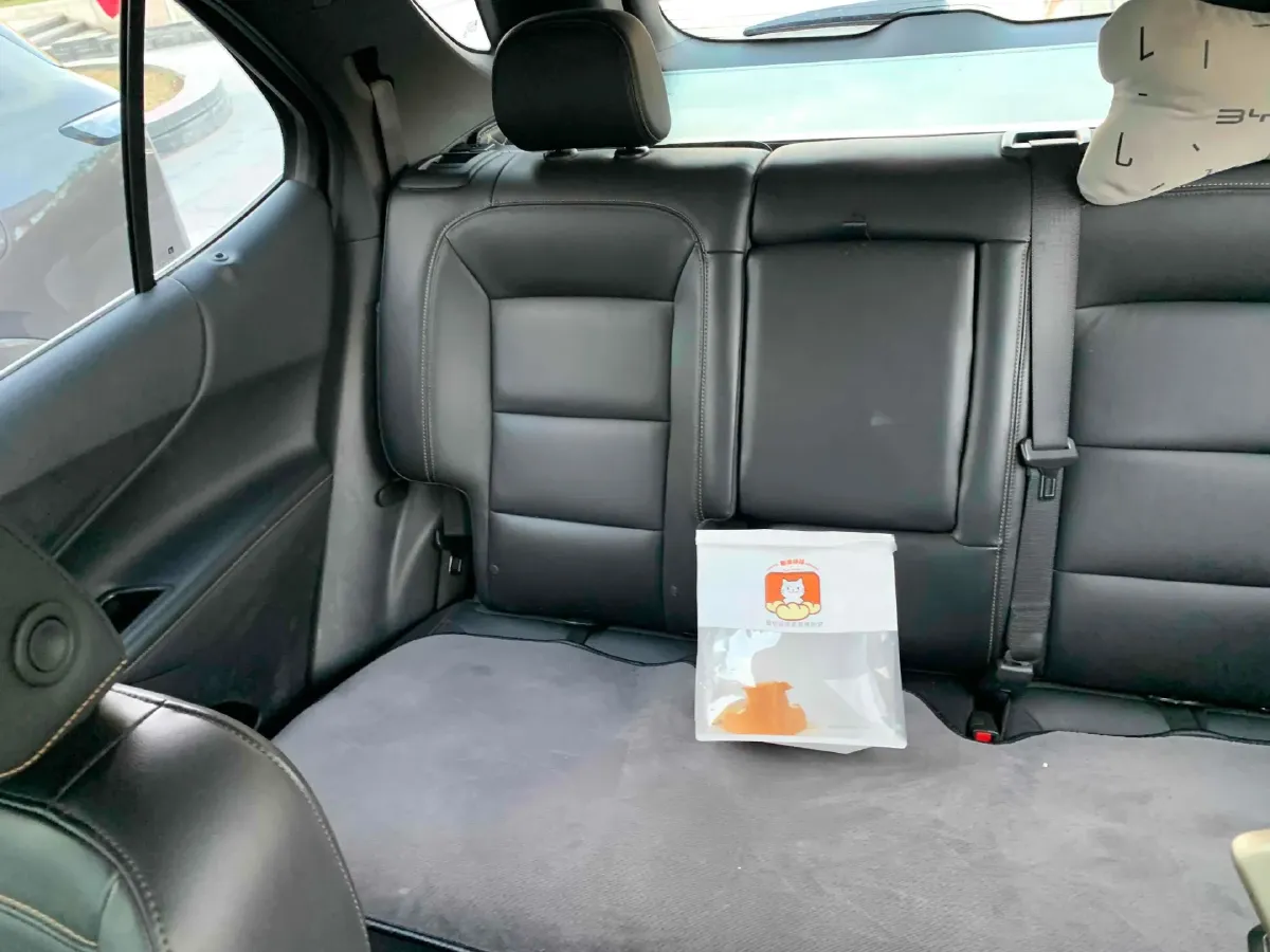 2019 Chevrolet Equinox 1.5T 180HP L4 6AT,autocango,china used car exporter,china ev exporter,chinese used car exporter,chinese used ev exporter