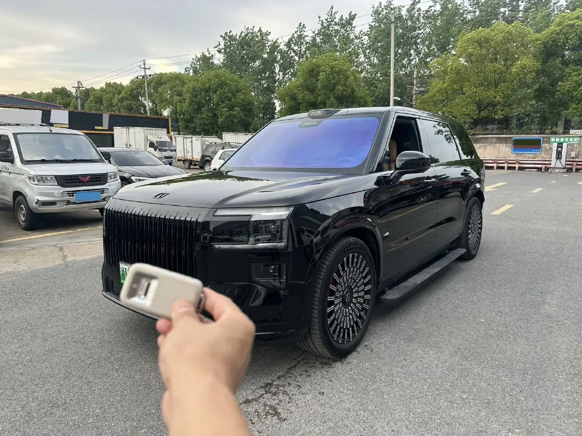 2025 Zeekr 9X 2.0T 279HP L4 1DHT PHEV,autocango,china used car exporter,china ev exporter,chinese used car exporter,chinese used ev exporter