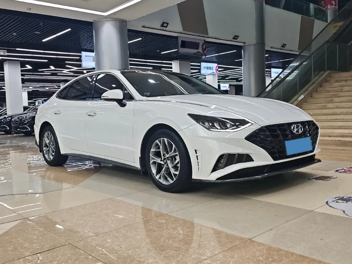 2020 Hyundai Sonata 1.5T 170HP L4 7DCT,autocango,china used car exporter,china ev exporter,chinese used car exporter,chinese used ev exporter