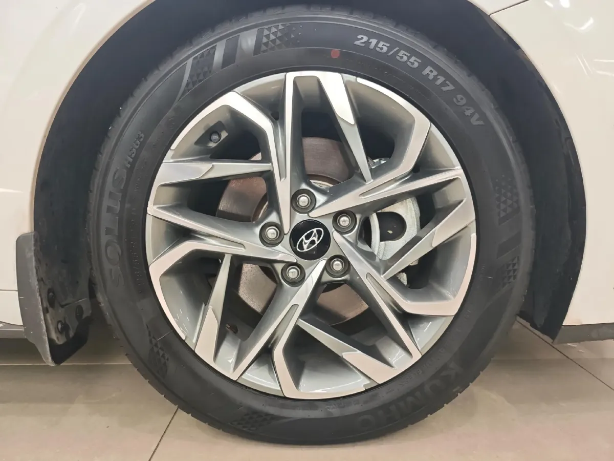 2020 Hyundai Sonata 1.5T 170HP L4 7DCT,autocango,china used car exporter,china ev exporter,chinese used car exporter,chinese used ev exporter