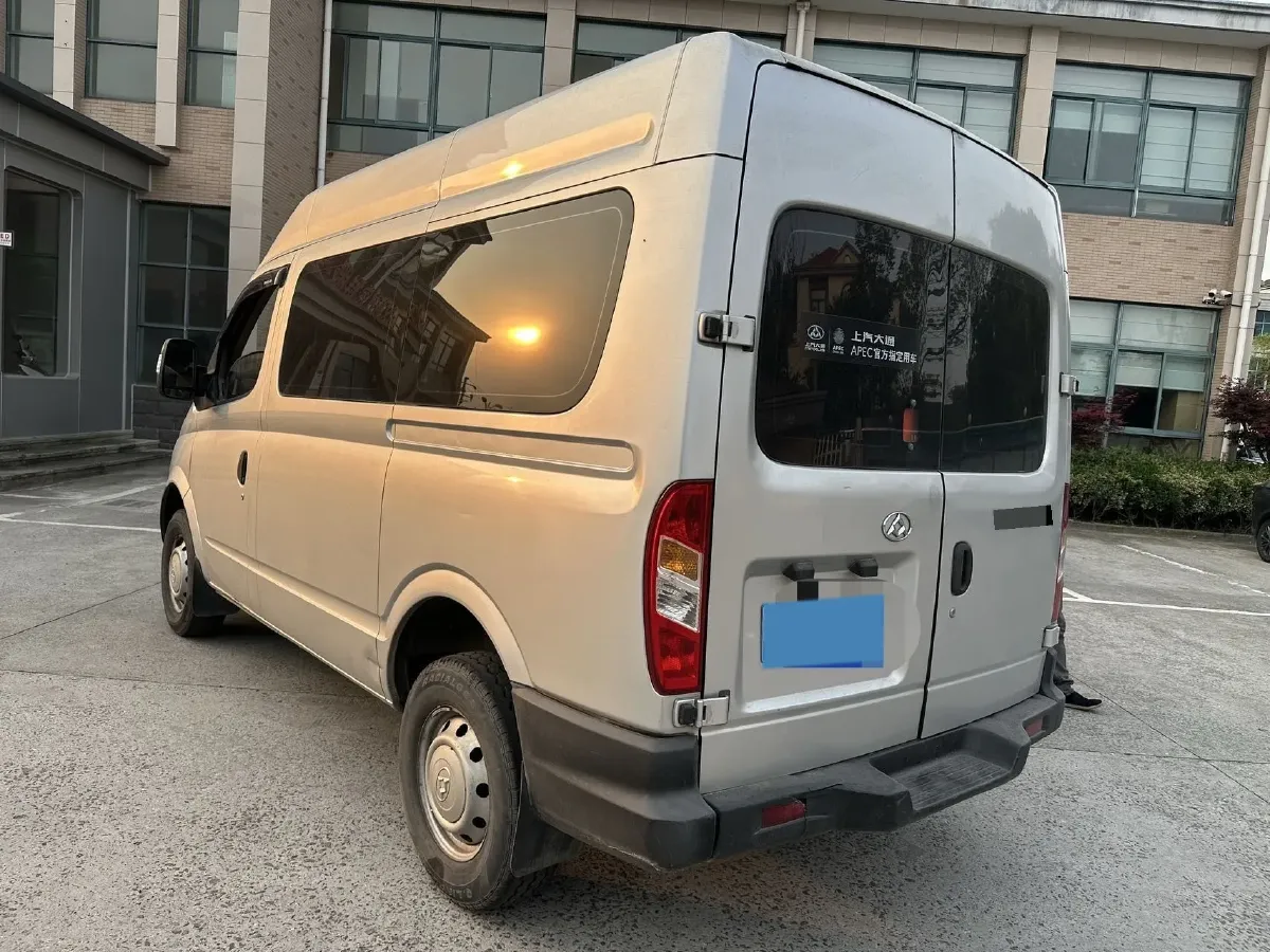 2013 MAXUS XinTu V80 2.5T 136HP L4 5MT,autocango,china used car exporter,china ev exporter,chinese used car exporter,chinese used ev exporter