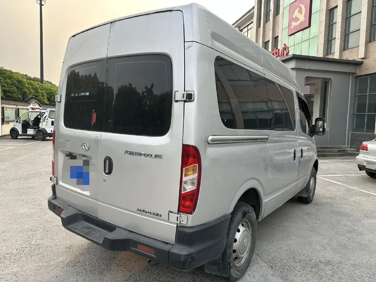 2013 MAXUS XinTu V80 2.5T 136HP L4 5MT,autocango,china used car exporter,china ev exporter,chinese used car exporter,chinese used ev exporter