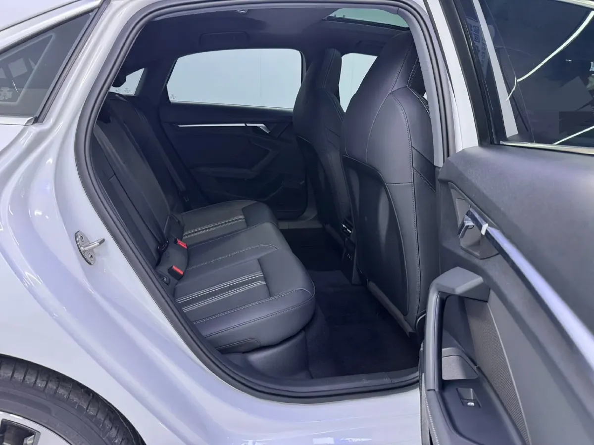 2022 Audi A3 1.4T 150HP L4 7DCT,autocango,china used car exporter,china ev exporter,chinese used car exporter,chinese used ev exporter