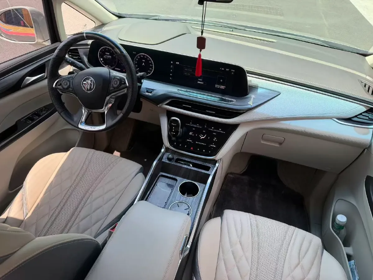 2023 Buick GL8 2.0T 237HP L4 9AT,autocango,china used car exporter,china ev exporter,chinese used car exporter,chinese used ev exporter