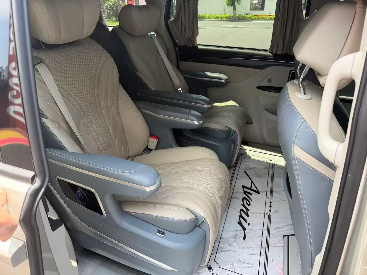 2023 Buick GL8 2.0T 237HP L4 9AT,autocango,china used car exporter,china ev exporter,chinese used car exporter,chinese used ev exporter