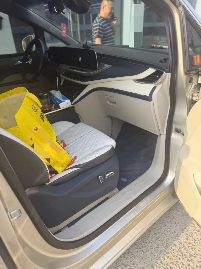 2020 Buick GL8 2.0T 237HP L4 9AT,autocango,china used car exporter,china ev exporter,chinese used car exporter,chinese used ev exporter