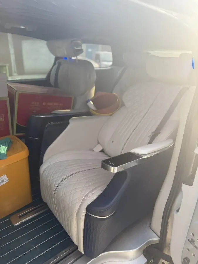 2020 Buick GL8 2.0T 237HP L4 9AT,autocango,china used car exporter,china ev exporter,chinese used car exporter,chinese used ev exporter