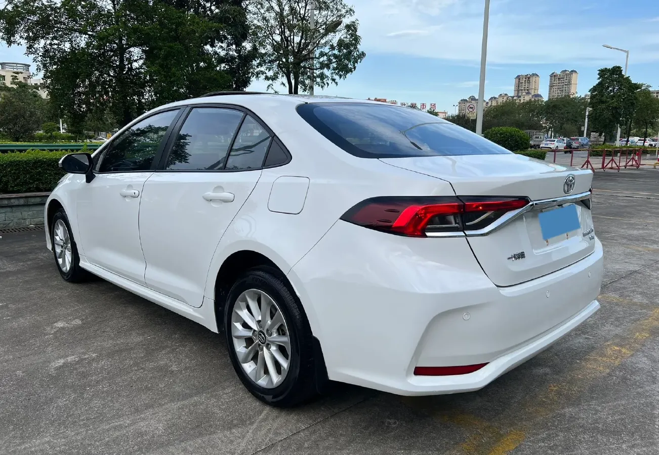 2021 Toyota Corolla 1.2T 116HP L4 CVT,autocango,china used car exporter,china ev exporter,chinese used car exporter,chinese used ev exporter