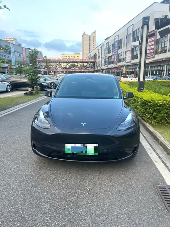 2024 Tesla Model Y BEV 78.4KWH,autocango,china used car exporter,china ev exporter,chinese used car exporter,chinese used ev exporter