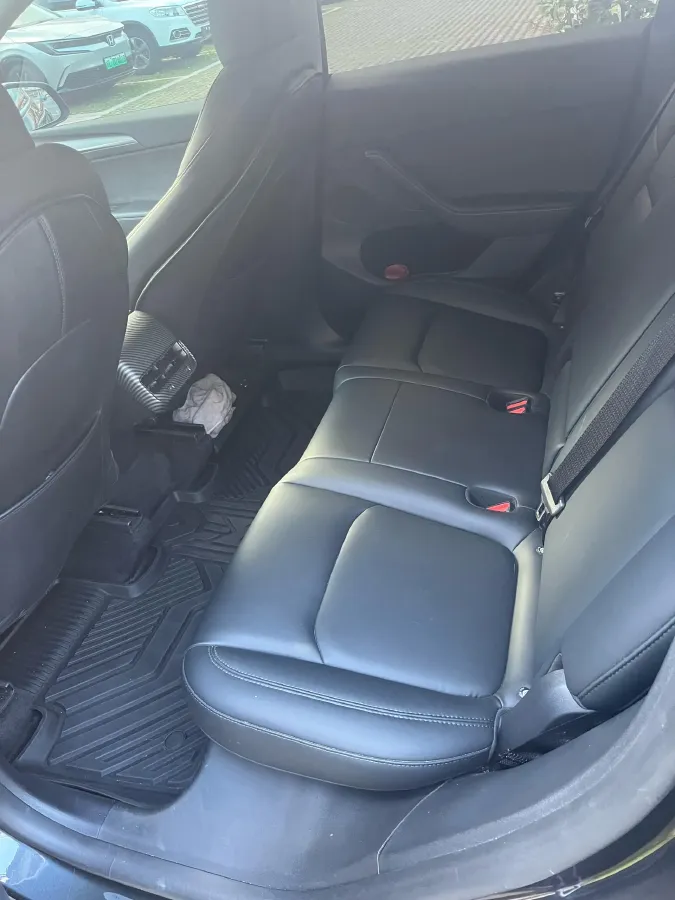 2024 Tesla Model Y BEV 78.4KWH,autocango,china used car exporter,china ev exporter,chinese used car exporter,chinese used ev exporter
