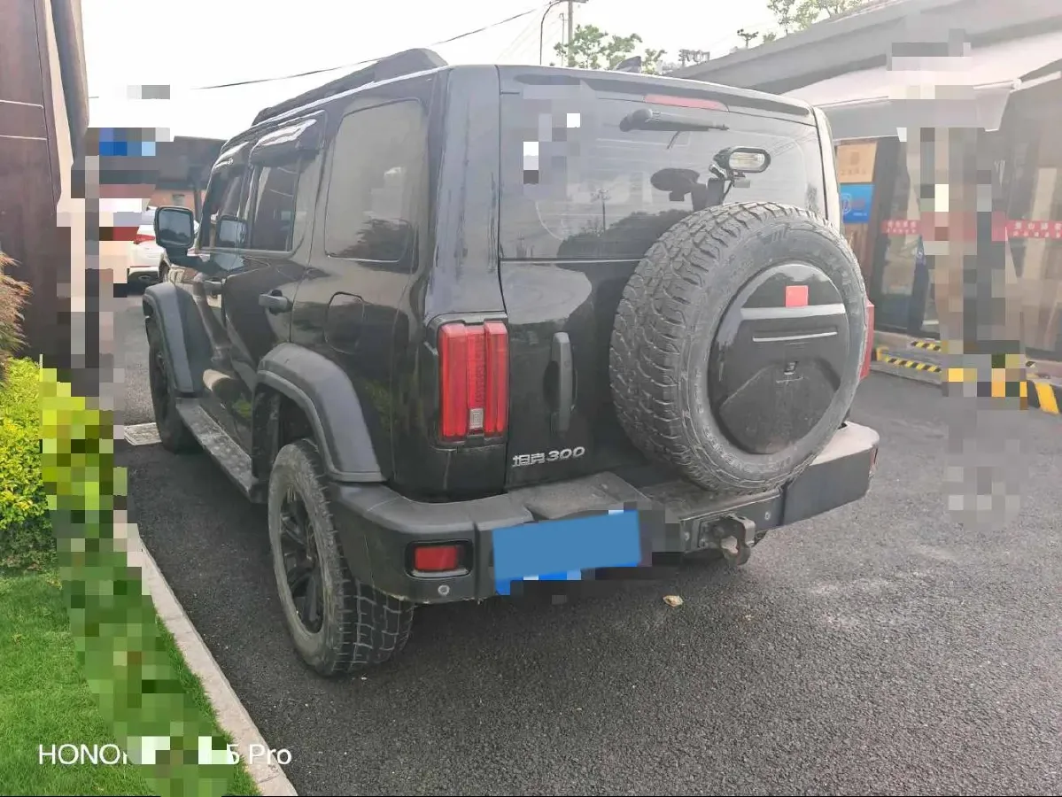 2021 Tank 300 2.0T 227HP L4 8AT,autocango,china used car exporter,china ev exporter,chinese used car exporter,chinese used ev exporter