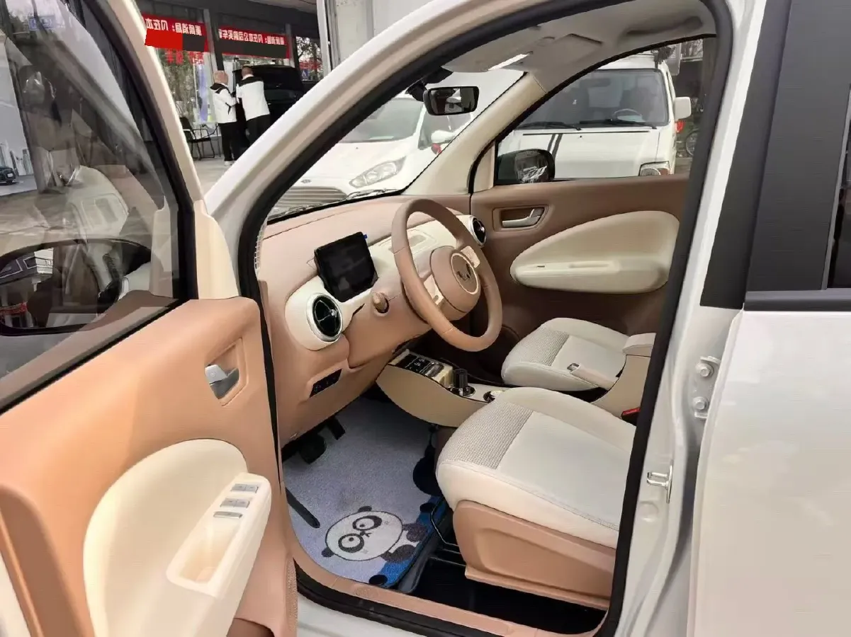 2025 WuLing ZhiGuang BEV 17.7KWH,autocango,china used car exporter,china ev exporter,chinese used car exporter,chinese used ev exporter