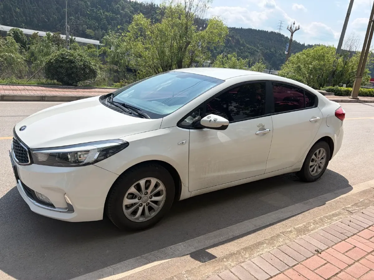 2016 Kia K3 1.6L 128HP L4 6MT,autocango,china used car exporter,china ev exporter,chinese used car exporter,chinese used ev exporter