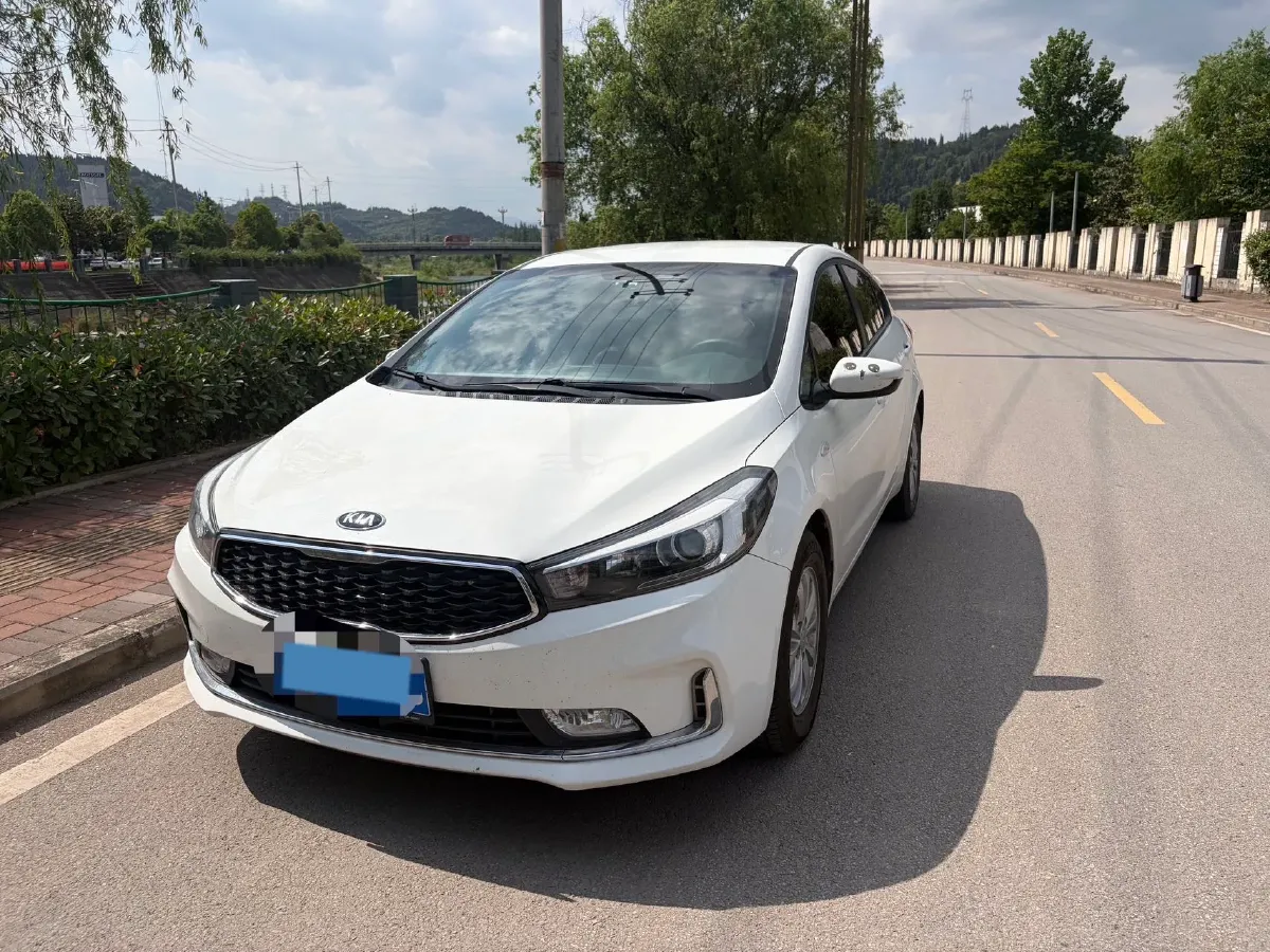 2016 Kia K3 1.6L 128HP L4 6MT,autocango,china used car exporter,china ev exporter,chinese used car exporter,chinese used ev exporter