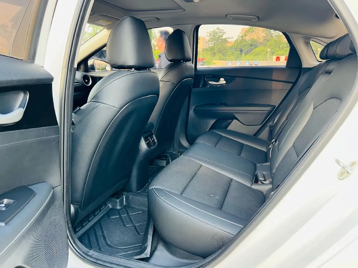 2021 Kia K3 1.5L 115HP L4 CVT,autocango,china used car exporter,china ev exporter,chinese used car exporter,chinese used ev exporter