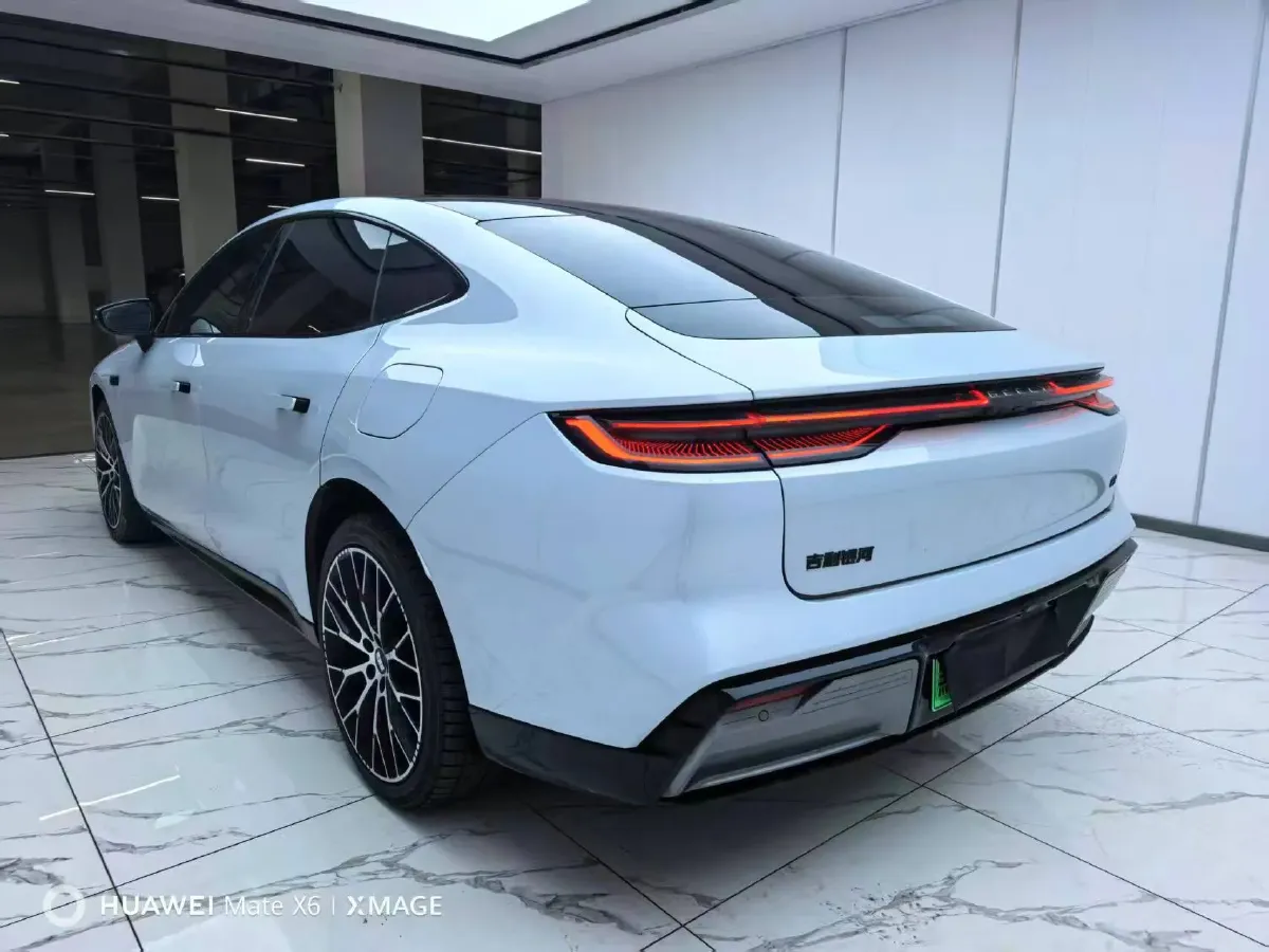 2024 Geely Galaxy E8 BEV 75.6KWH,autocango,china used car exporter,china ev exporter,chinese used car exporter,chinese used ev exporter