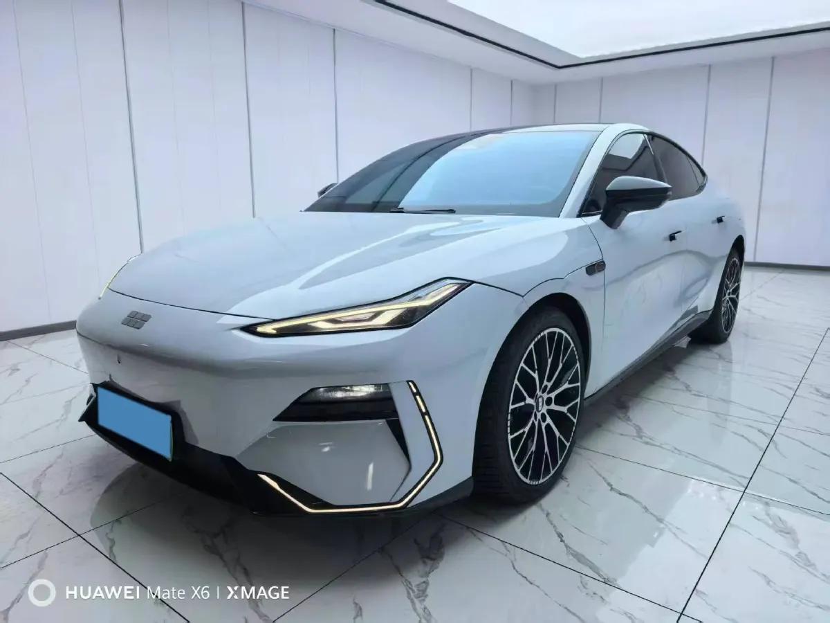 2024 Geely Galaxy E8 BEV 75.6KWH,autocango,china used car exporter,china ev exporter,chinese used car exporter,chinese used ev exporter