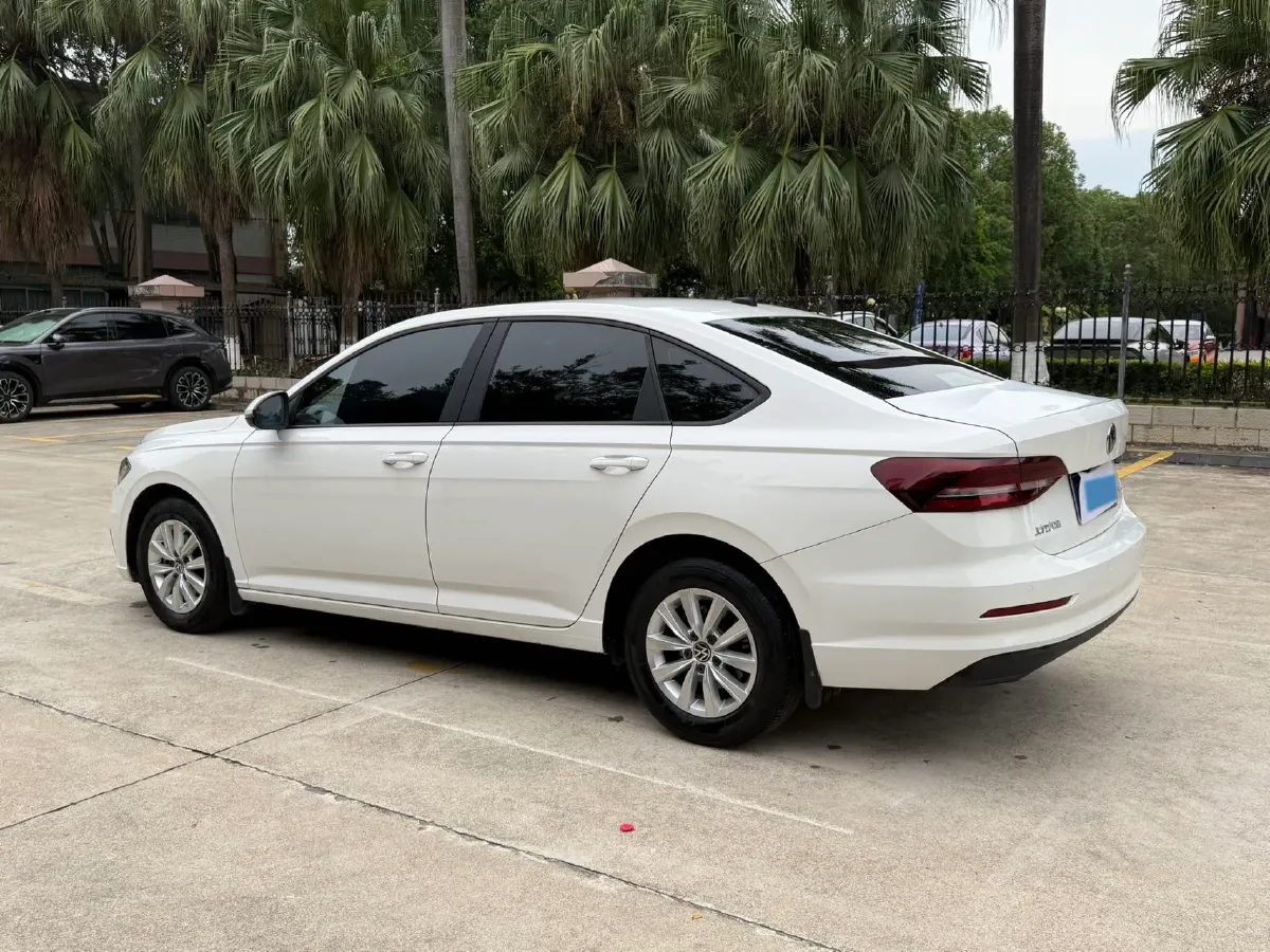 2021 Volkswagen Lavida 1.5L 113HP L4 6AT,autocango,china used car exporter,china ev exporter,chinese used car exporter,chinese used ev exporter
