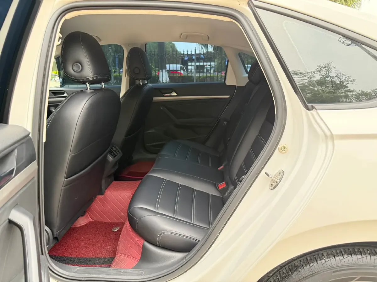 2021 Volkswagen Lavida 1.5L 113HP L4 6AT,autocango,china used car exporter,china ev exporter,chinese used car exporter,chinese used ev exporter