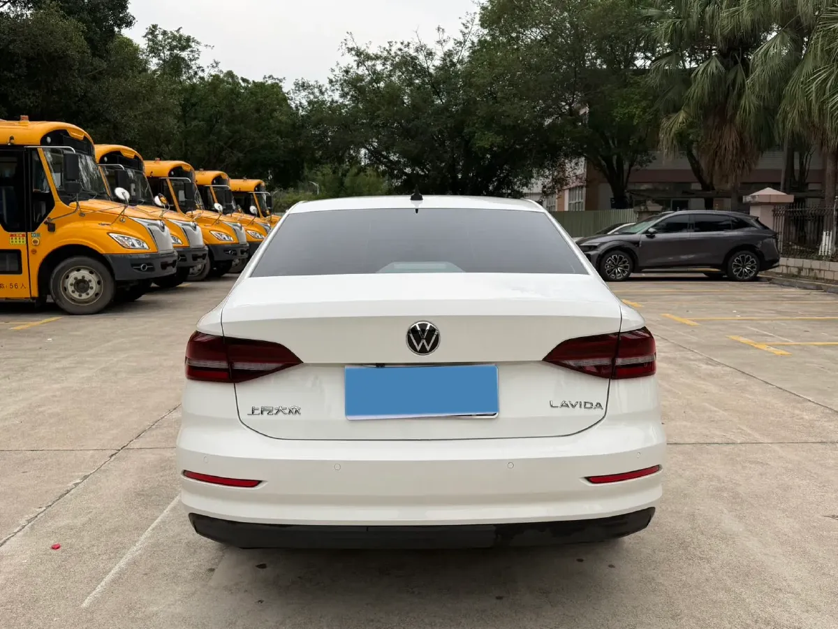 2021 Volkswagen Lavida 1.5L 113HP L4 6AT,autocango,china used car exporter,china ev exporter,chinese used car exporter,chinese used ev exporter