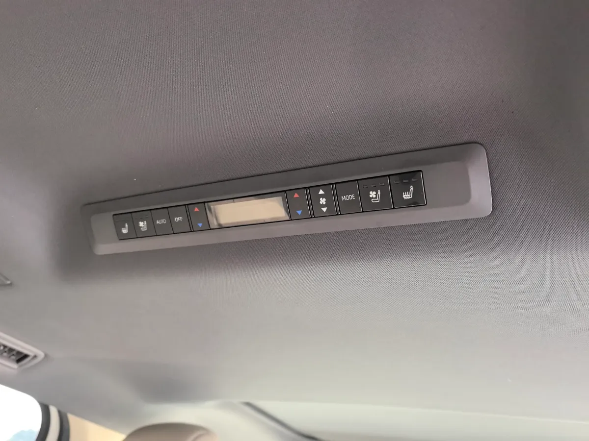2021 Toyota Sienna 2.5L 192HP L4 E-CVT Hybrid,autocango,china used car exporter,china ev exporter,chinese used car exporter,chinese used ev exporter