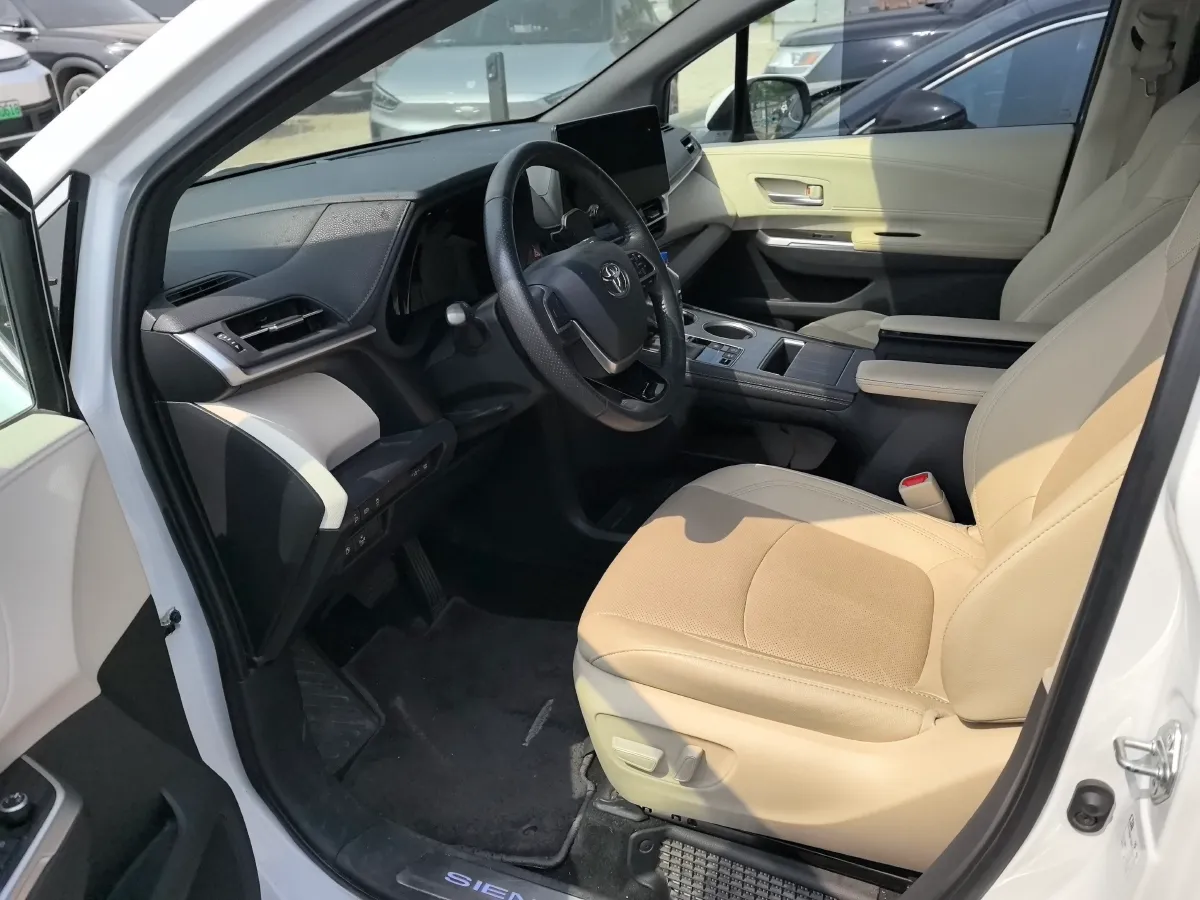 2021 Toyota Sienna 2.5L 192HP L4 E-CVT Hybrid,autocango,china used car exporter,china ev exporter,chinese used car exporter,chinese used ev exporter
