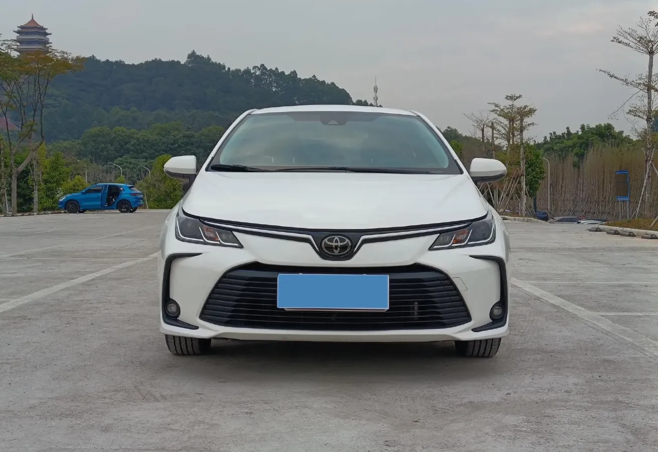 2021 Toyota Corolla 1.2T 116HP L4 CVT,autocango,china used car exporter,china ev exporter,chinese used car exporter,chinese used ev exporter