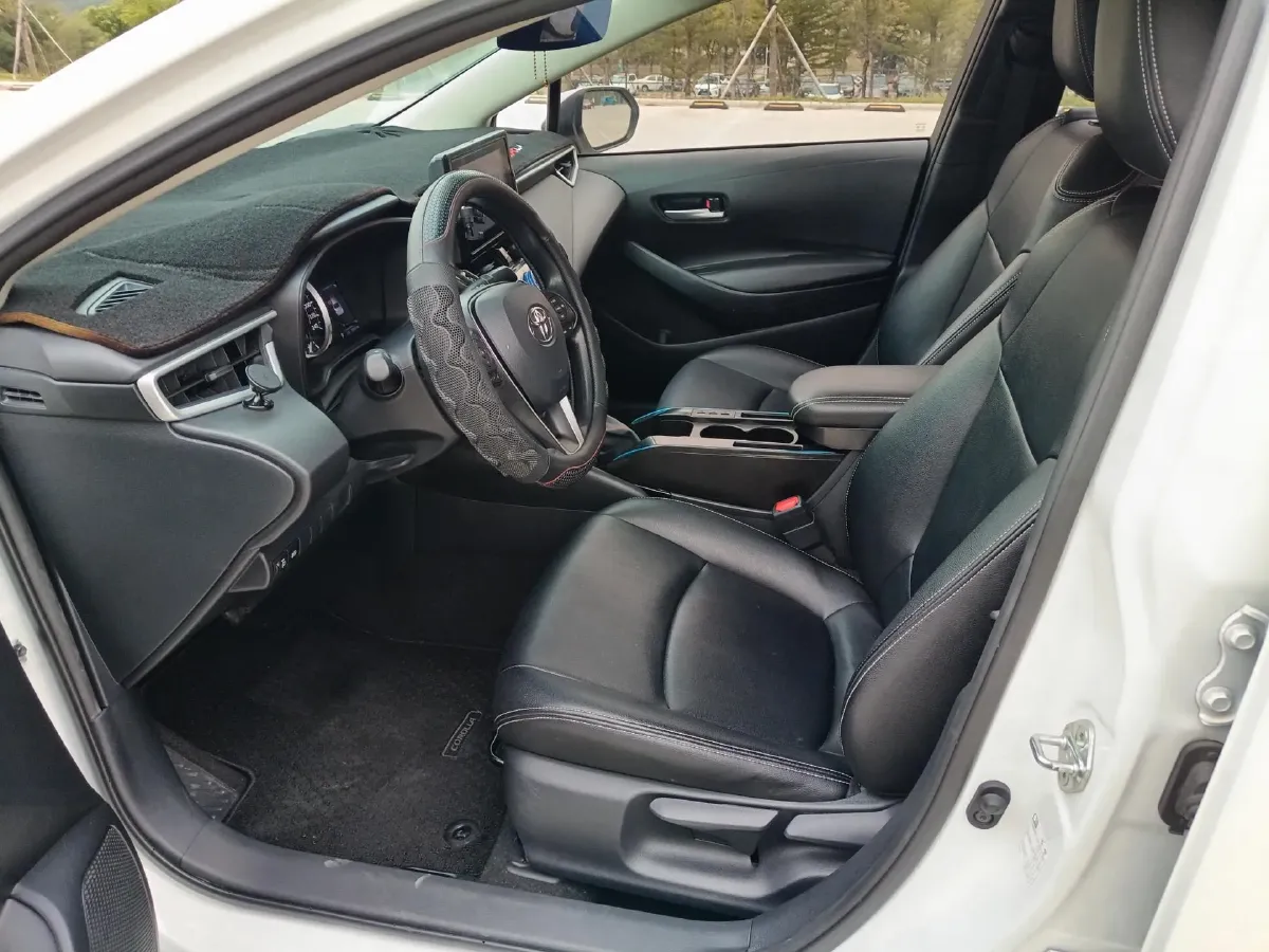 2021 Toyota Corolla 1.2T 116HP L4 CVT,autocango,china used car exporter,china ev exporter,chinese used car exporter,chinese used ev exporter