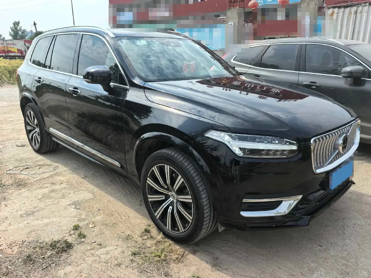 2022 Volvo XC90 2.0T 250HP L4 8AT,autocango,china used car exporter,china ev exporter,chinese used car exporter,chinese used ev exporter