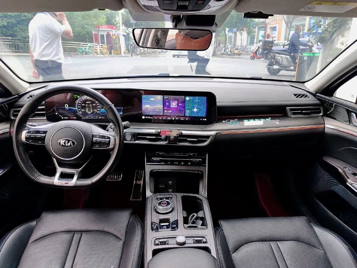2020 Kia K5 2.0T 240HP L4 8AT,autocango,china used car exporter,china ev exporter,chinese used car exporter,chinese used ev exporter