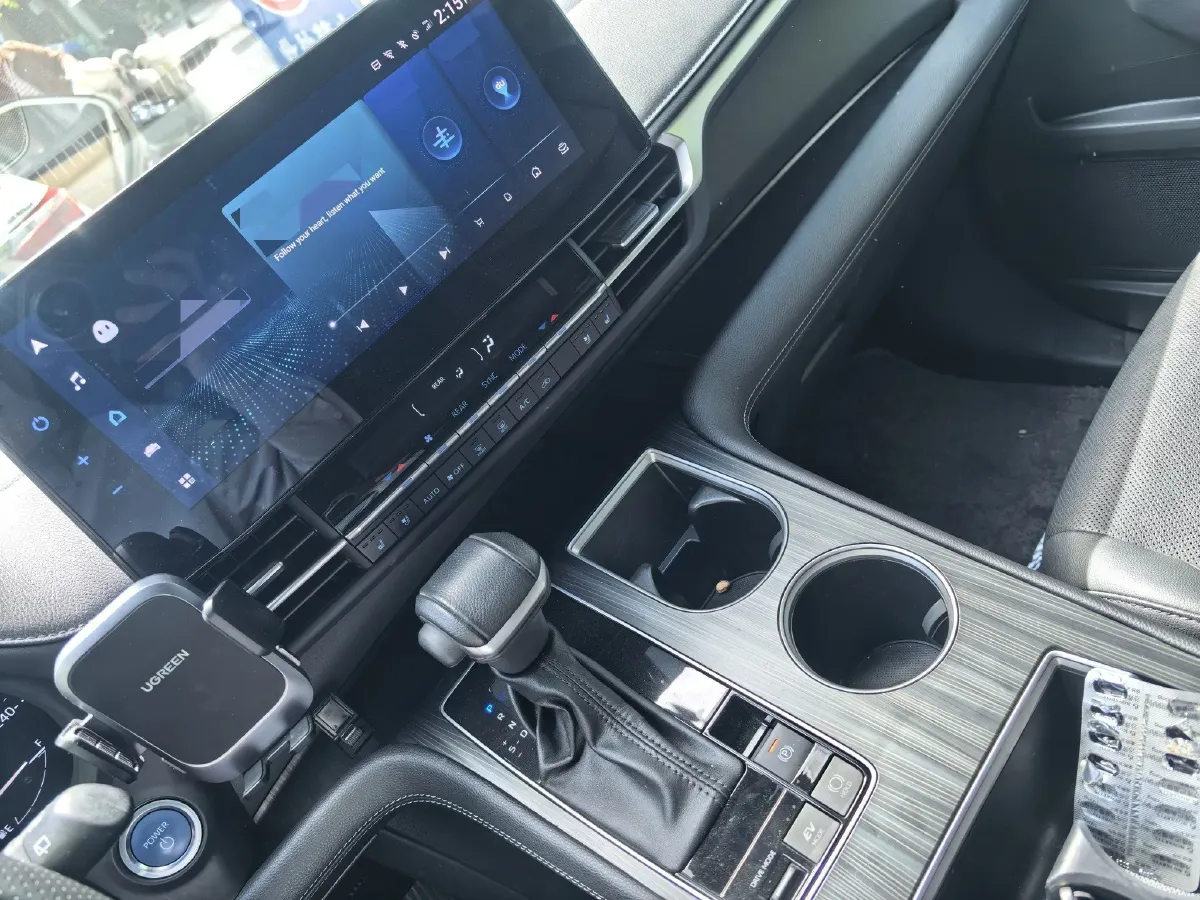 2021 Toyota Sienna 2.5L 192HP L4 E-CVT Hybrid,autocango,china used car exporter,china ev exporter,chinese used car exporter,chinese used ev exporter