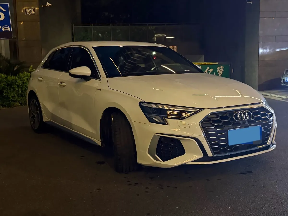 2022 Audi A3 1.4T 150HP L4 7DCT,autocango,china used car exporter,china ev exporter,chinese used car exporter,chinese used ev exporter