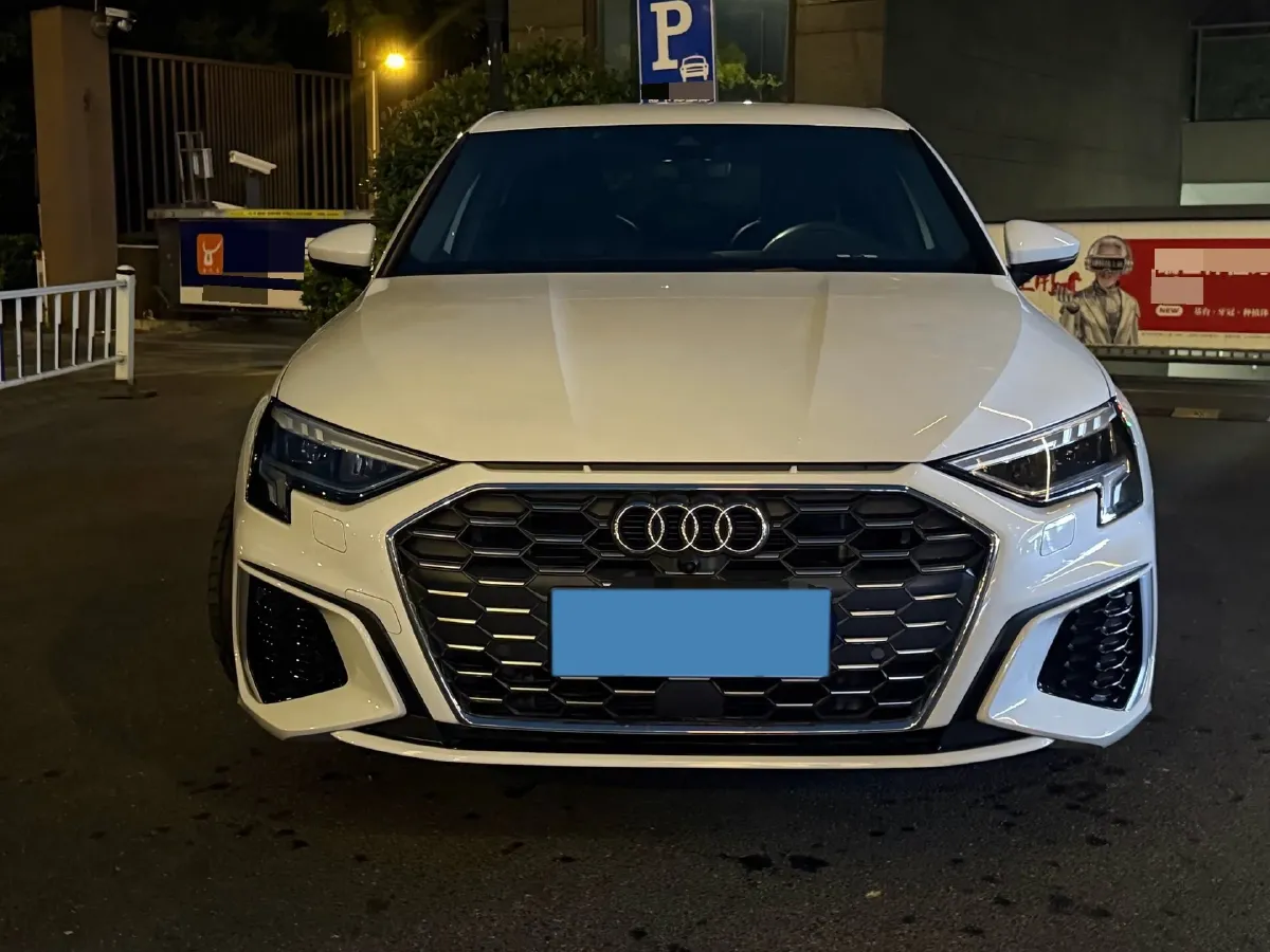 2022 Audi A3 1.4T 150HP L4 7DCT,autocango,china used car exporter,china ev exporter,chinese used car exporter,chinese used ev exporter