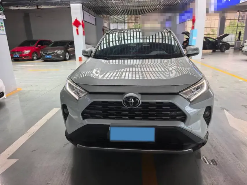 2022 Toyota RAV4 2.0L 171HP L4 CVT,autocango,china used car exporter,china ev exporter,chinese used car exporter,chinese used ev exporter