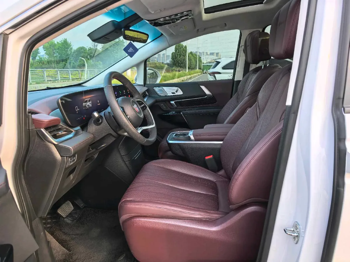 2023 Buick Century 2.0T 237HP L4 9AT,autocango,china used car exporter,china ev exporter,chinese used car exporter,chinese used ev exporter